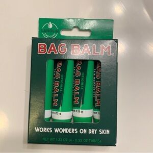 Bag balm, new in box 4pcs chap stick